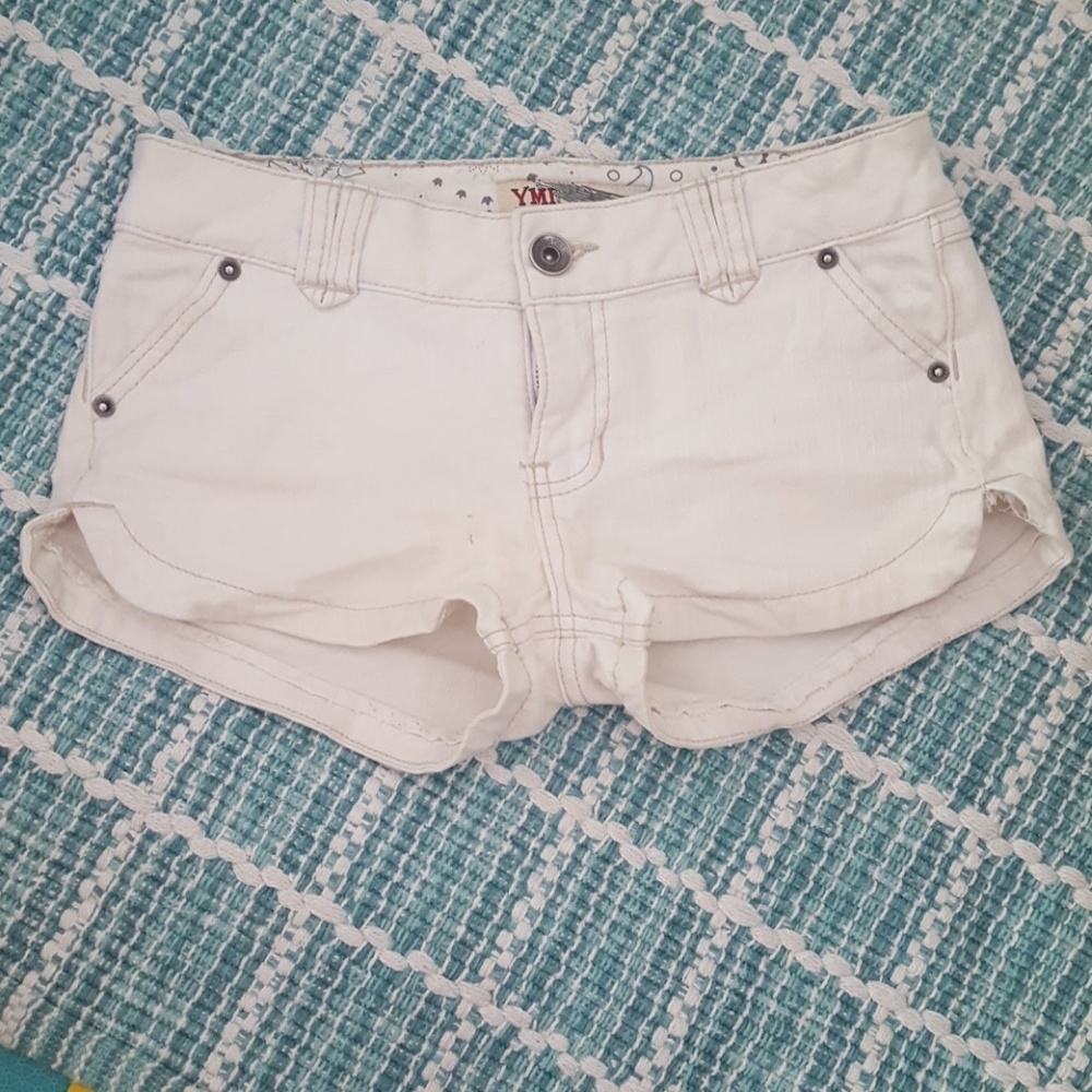 white Shorts